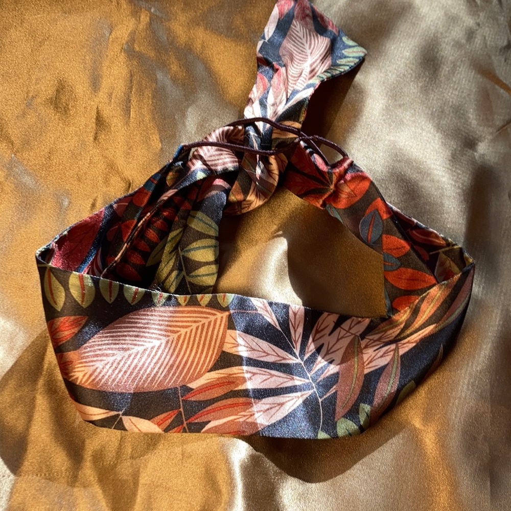 Never worn Head band
